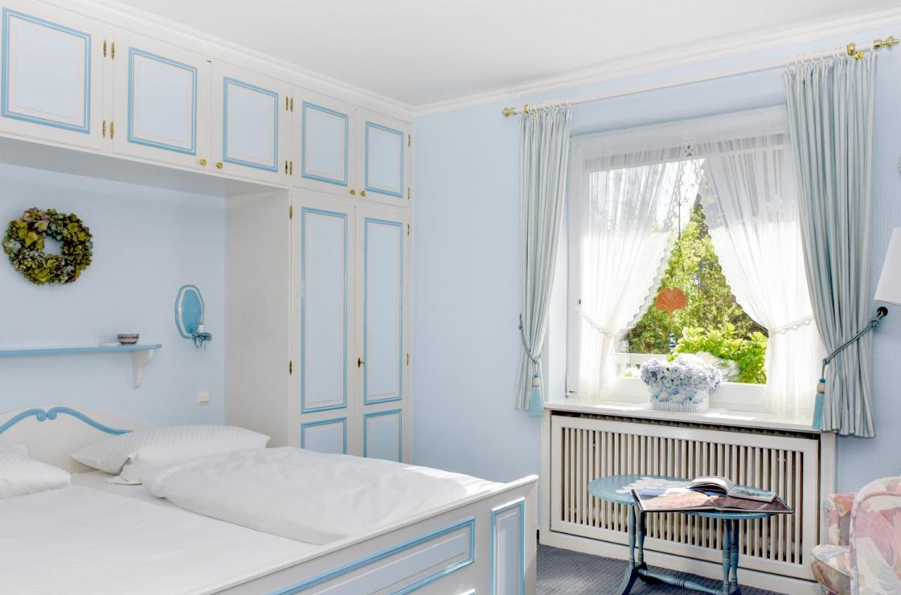 Wenningstedt-Braderup Hotel Wiesbaden מראה חיצוני תמונה
