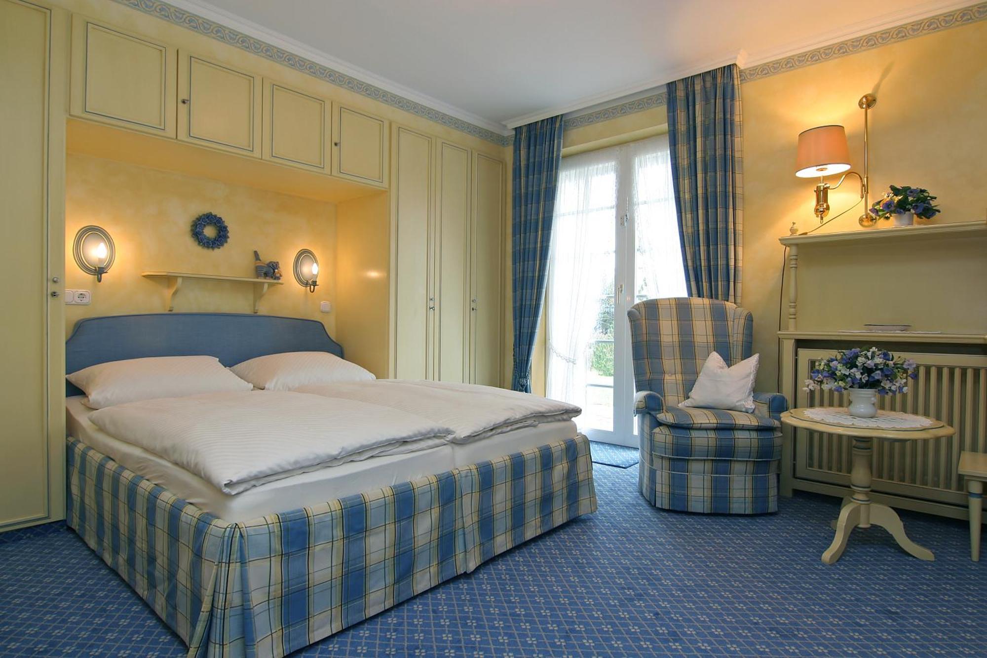 Wenningstedt-Braderup Hotel Wiesbaden מראה חיצוני תמונה