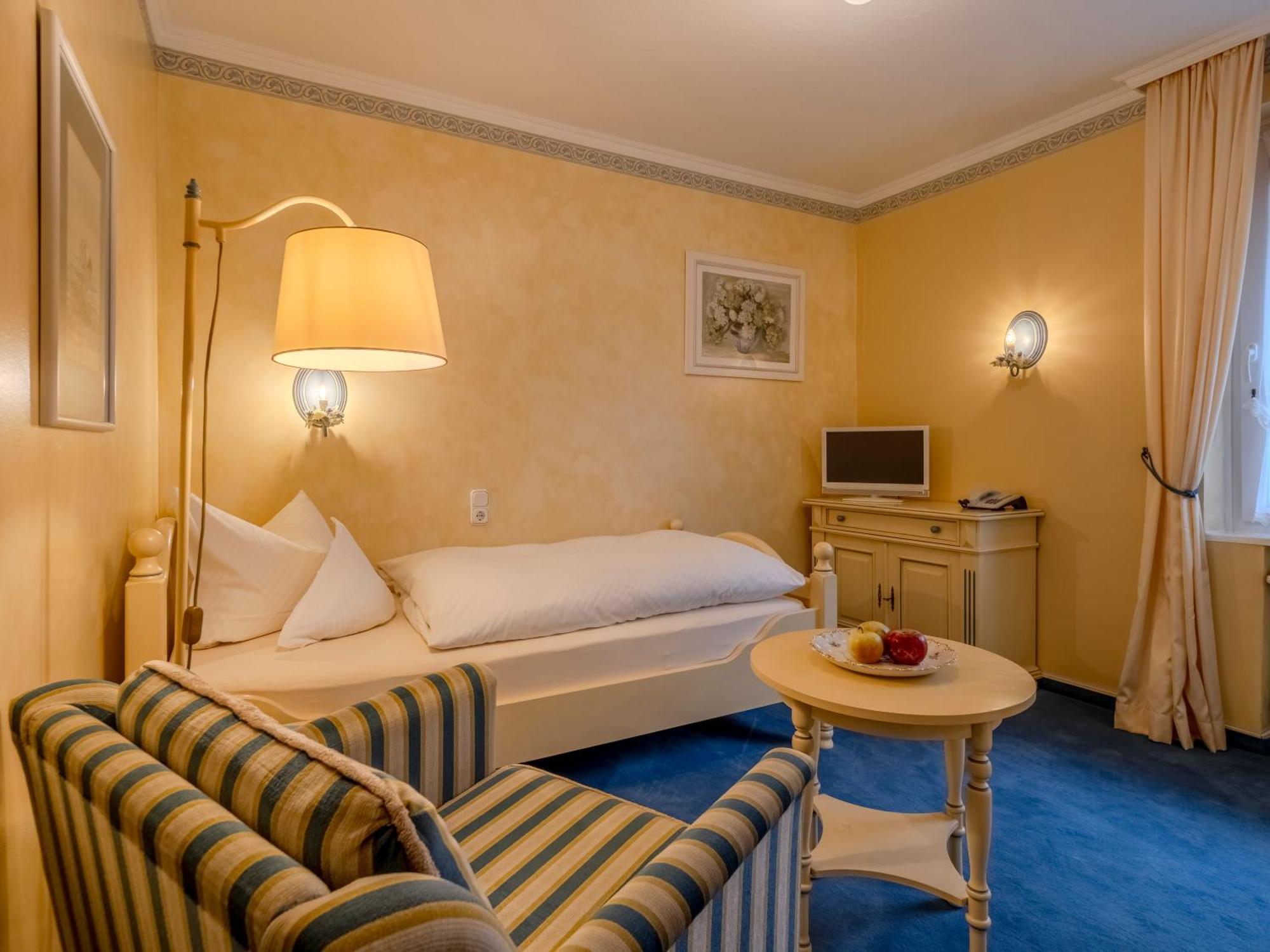 Wenningstedt-Braderup Hotel Wiesbaden מראה חיצוני תמונה