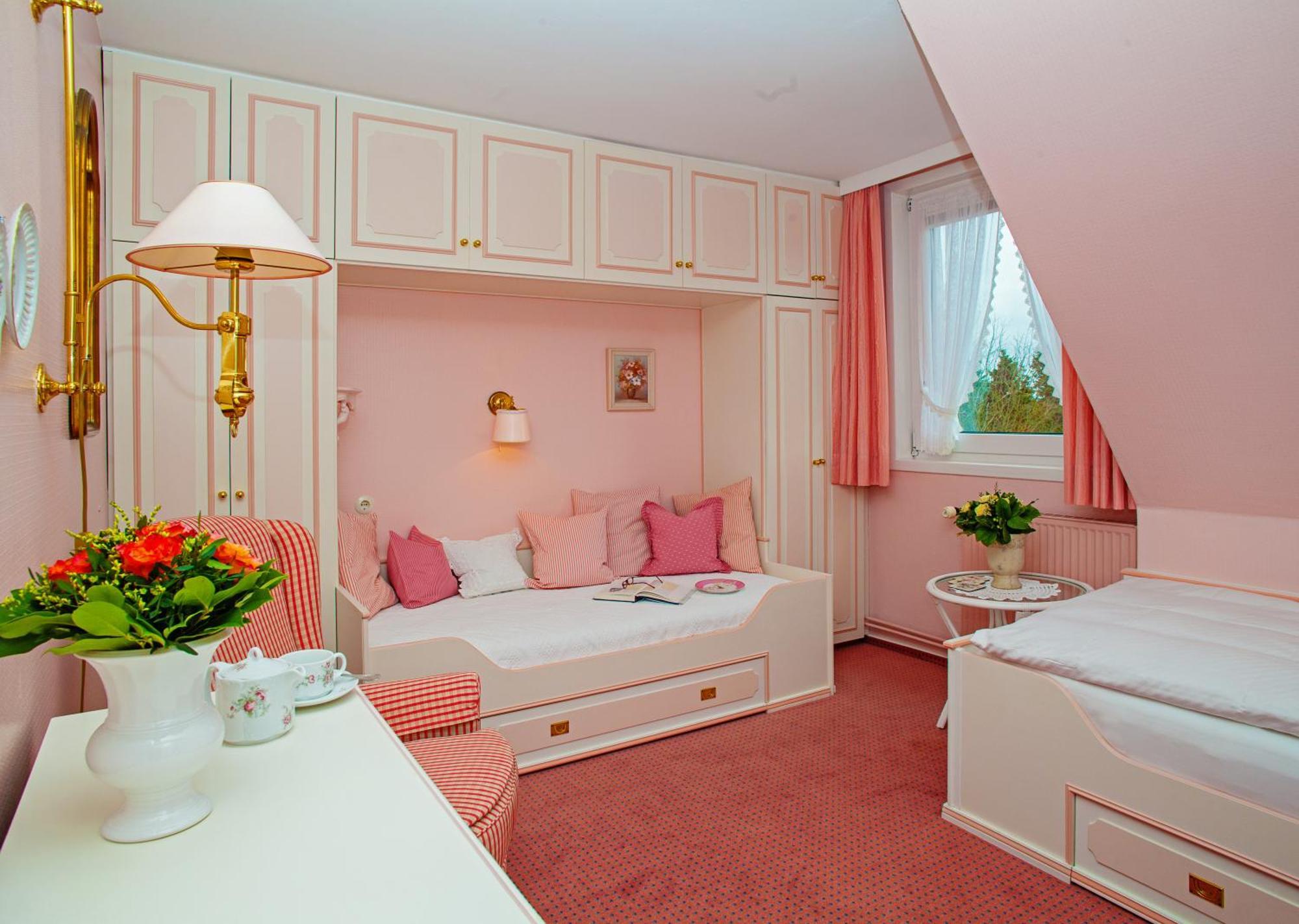 Wenningstedt-Braderup Hotel Wiesbaden מראה חיצוני תמונה